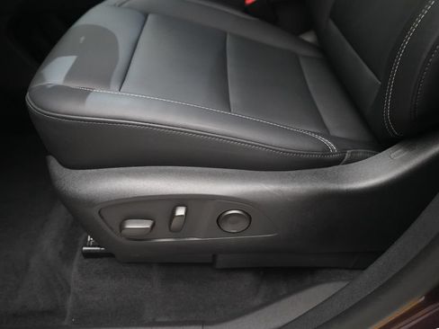 Used 2024 GMC Acadia Elevation FWD image 30