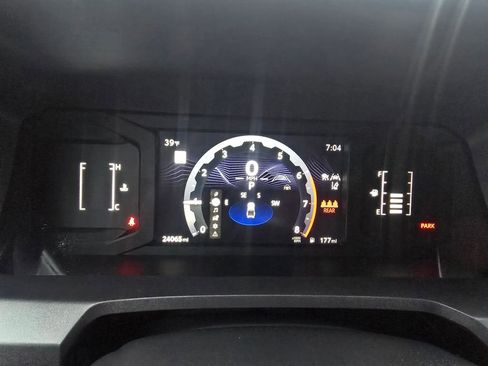 Used 2024 Toyota Tacoma SR5 AWD/4WD image 19