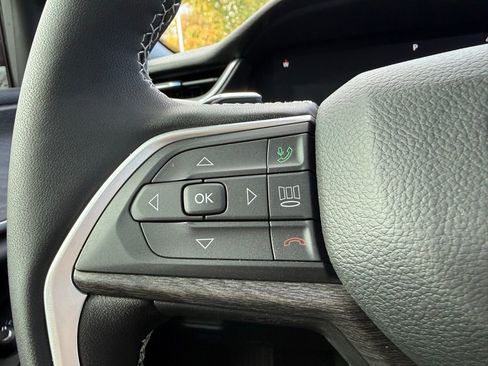 New 2025 Jeep Grand Cherokee L Limited w/ Luxury Tech Group II image 14