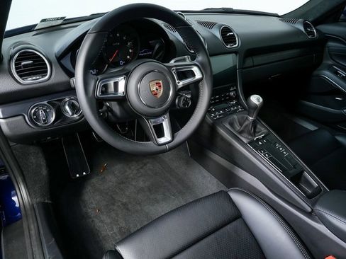 Certified 2025 Porsche 718 Cayman GTS image 4