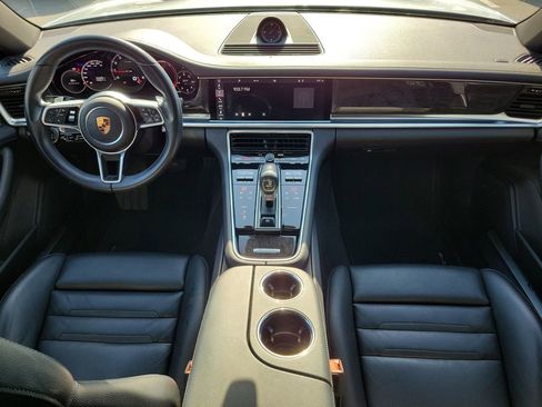 Certified 2018 Porsche Panamera RWD image 20