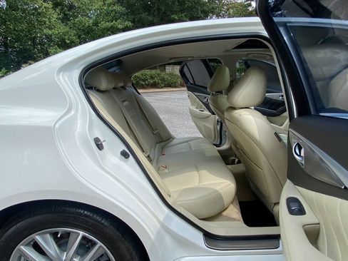 Used 2015 INFINITI Q50 Premium w/ Navigation Package RWD image 50