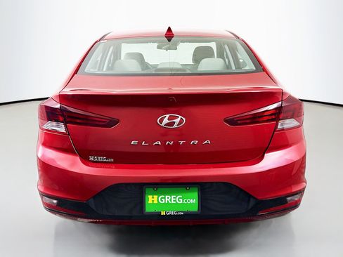Used 2020 Hyundai Elantra SEL FWD image 8