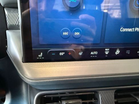 New 2025 Ford Maverick XLT w/ XLT Luxury Package AWD/4WD image 20
