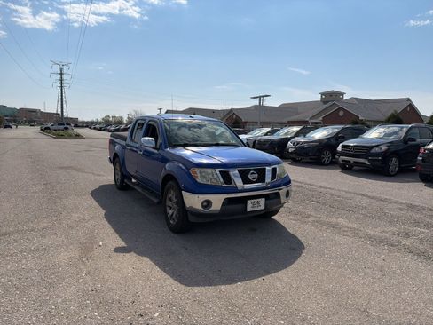 Used 2015 Nissan Frontier SL w/ Moonroof Package image 7