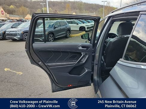 Used 2023 Volkswagen Tiguan SE R-Line FWD image 47