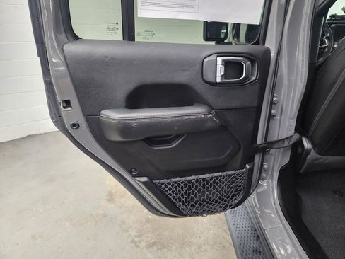 Used 2020 Jeep Wrangler Unlimited Sahara w/ Uconnect 4C Nav & Sound Group AWD/4WD image 21