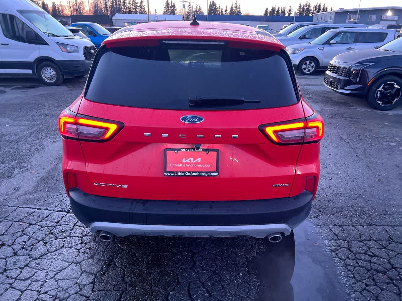 Used 2024 Ford Escape Active AWD/4WD image 27