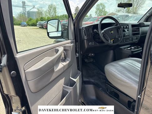 Used 2015 Chevrolet Express 2500 LS RWD image 9