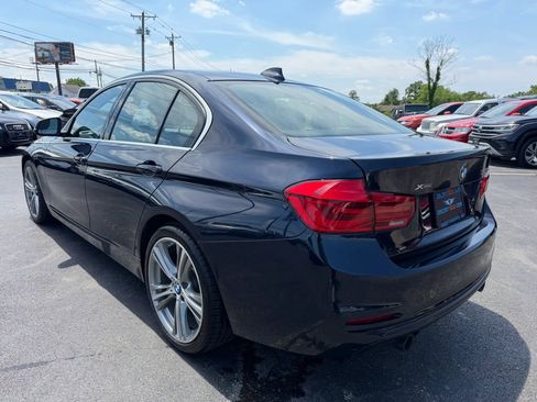 Used 2017 BMW 340i xDrive Sedan AWD/4WD image 5