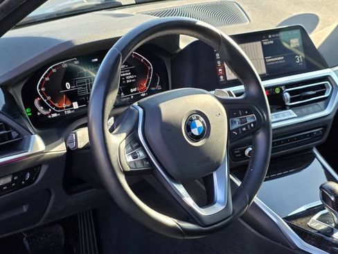 Used 2021 BMW 330i Sedan w/ Convenience Package RWD image 11