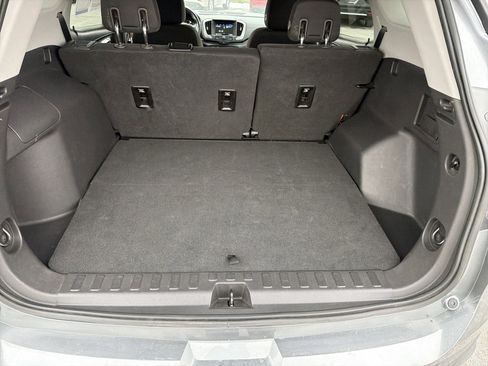 Used 2019 GMC Terrain SLE image 47