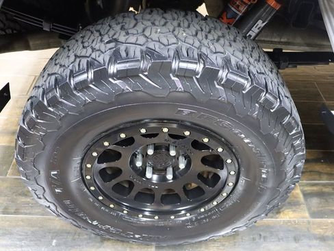 Used 2020 Ford F150 Raptor w/ Equipment Group 801A Mid image 45