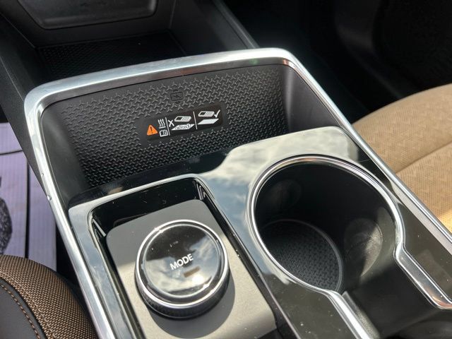 New 2027 Chevrolet Equinox ACTIV w/ Safety and Technology Package FWD image 26