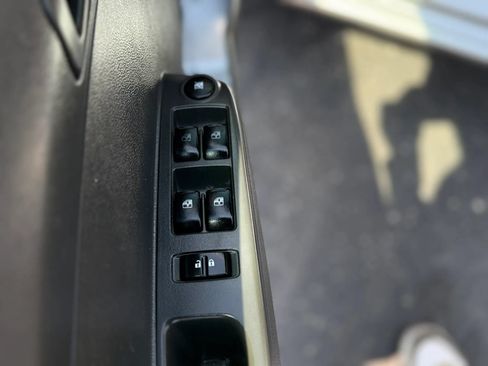 Used 2014 Chevrolet Spark LT FWD image 32