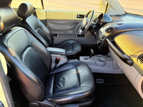 Used 2003 Volkswagen Beetle GLS image 42