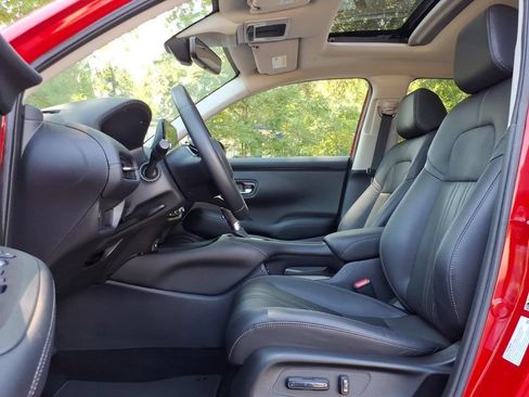 Used 2024 Honda HR-V EX-L image 10