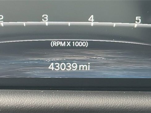 Used 2023 Jeep Grand Wagoneer L Series II w/ Premium Group II image 27