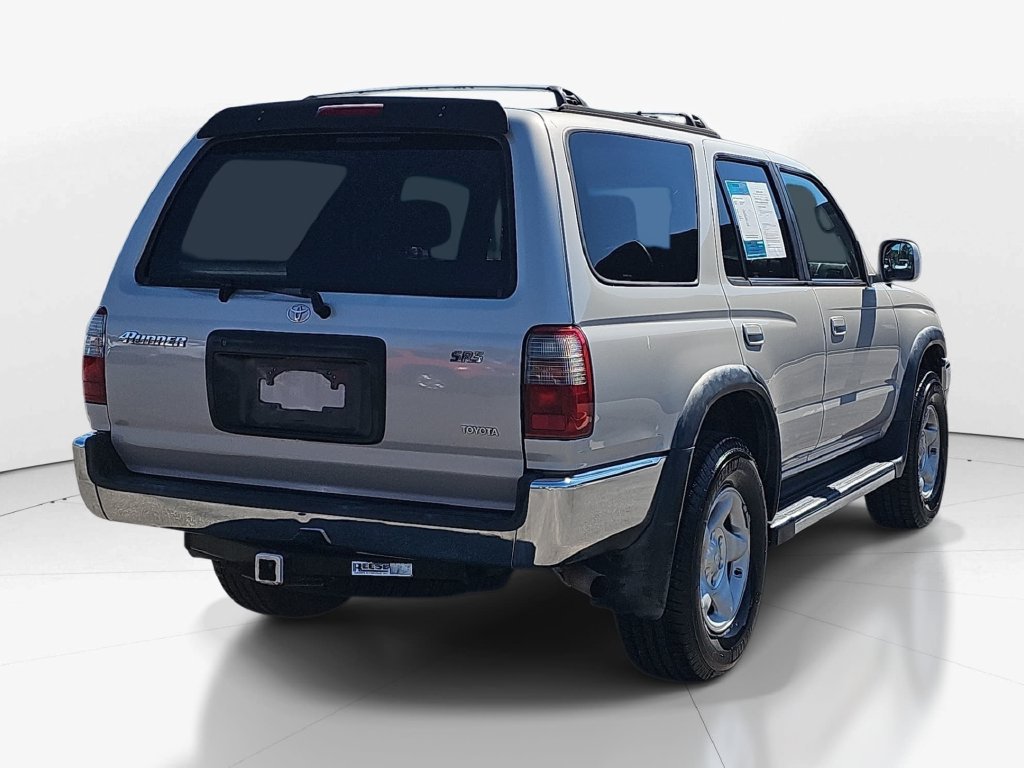 Used 2000 Toyota 4Runner SR5 RWD image 6