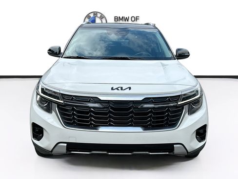 Used 2025 Kia Seltos S image 2