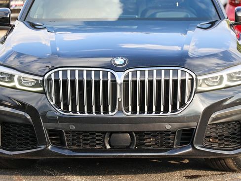 Used 2020 BMW 750i xDrive w/ Executive Package AWD/4WD image 28