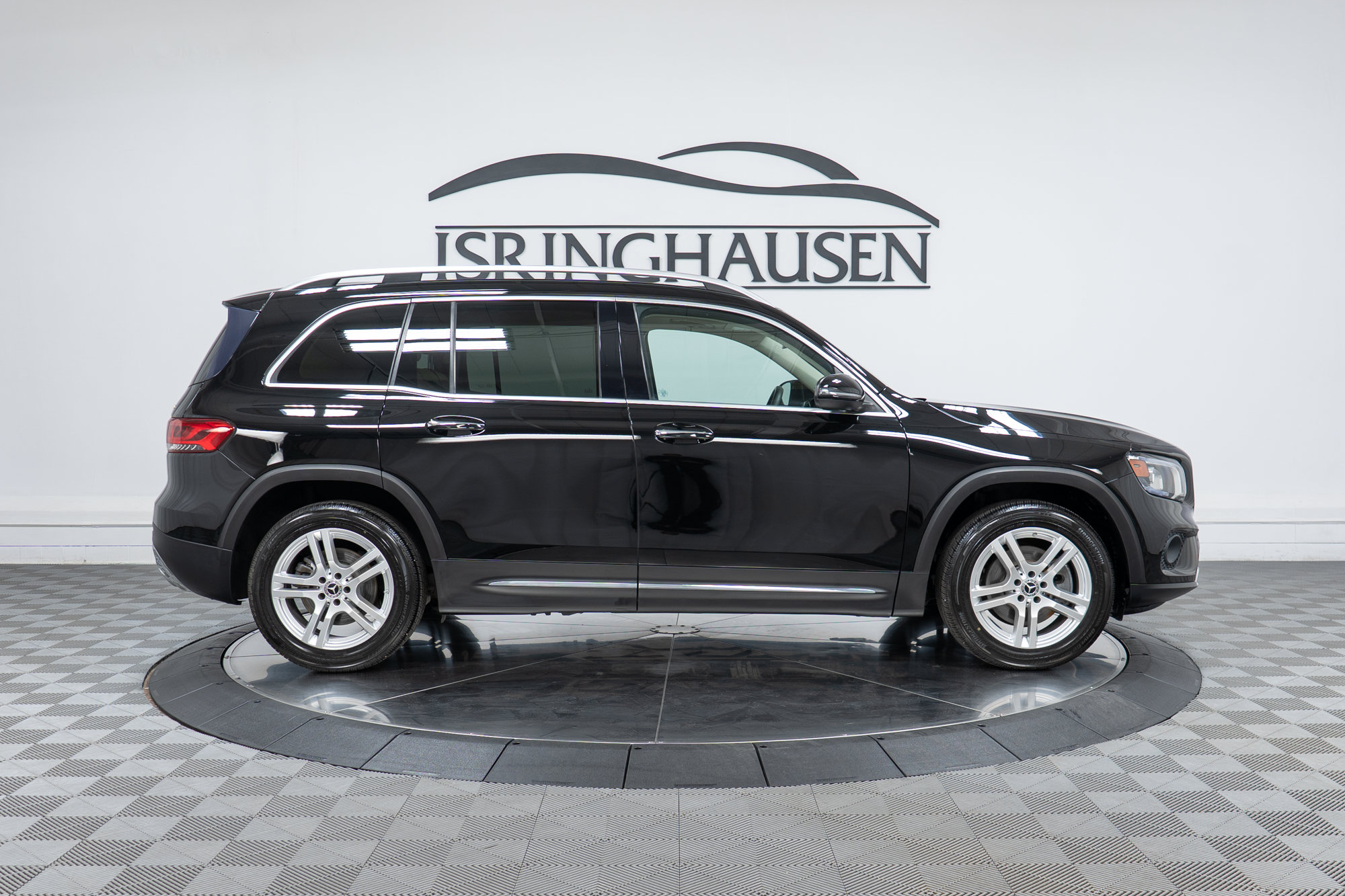 Certified 2020 Mercedes-Benz GLB 250 4MATIC image 4