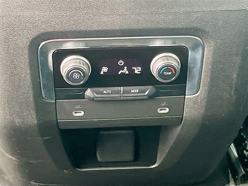 Used 2022 Chevrolet Tahoe RST image 27