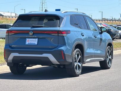New 2026 Volkswagen Tiguan SE