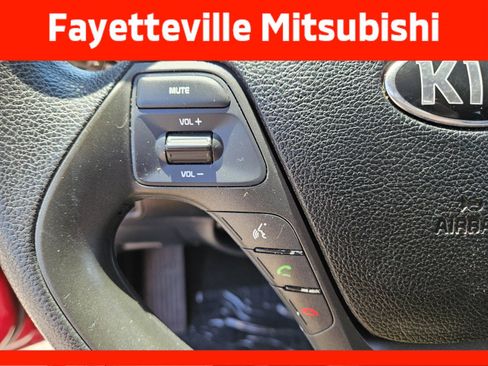 Used 2016 Kia Forte LX FWD image 24