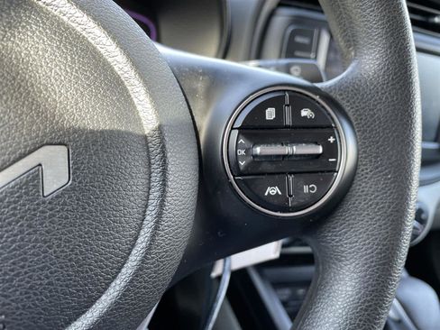 Used 2023 Kia Soul LX image 14