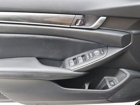 Used 2022 Honda Accord Sport image 16