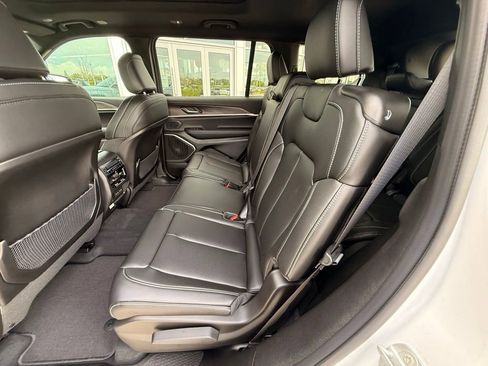 New 2026 Jeep Grand Cherokee L Limited AWD/4WD image 25
