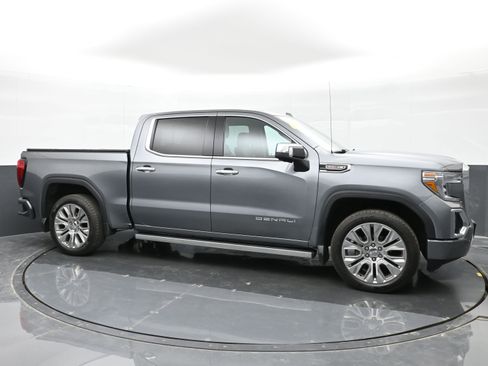 Used 2022 GMC Sierra 1500 Denali w/ Denali Premium Package AWD/4WD image 5