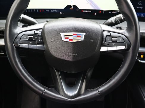 Used 2024 Cadillac XT4 Luxury w/ Cold Weather Package image 14