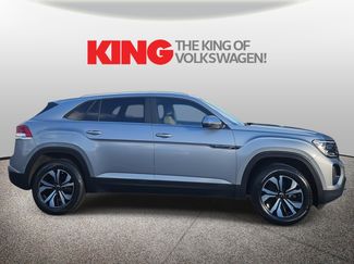 Certified 2024 Volkswagen Atlas Cross Sport SE video 2