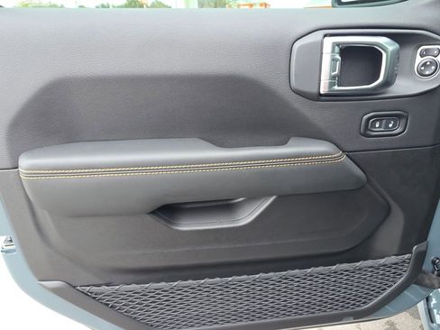 New 2026 Jeep Gladiator Sport image 13