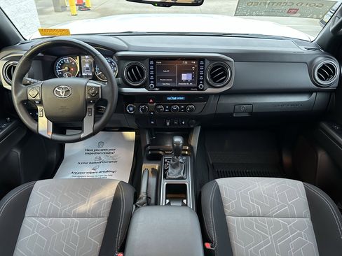 Certified 2023 Toyota Tacoma TRD Off-Road image 19