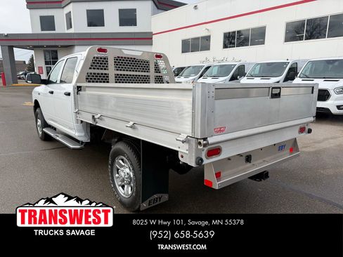 Used 2022 RAM 3500 Tradesman w/ Chrome Appearance Group AWD/4WD image 3