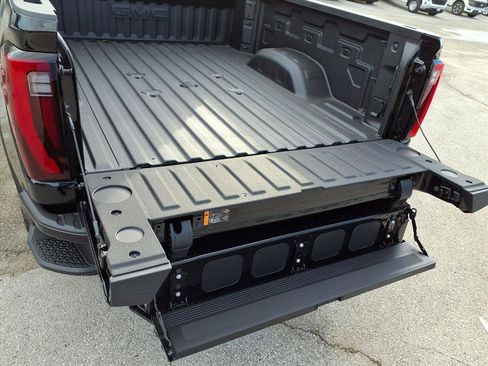 New 2026 GMC Sierra 2500 Denali w/ Denali Reserve Package image 26