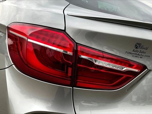 Used 2018 BMW X6 M image 23