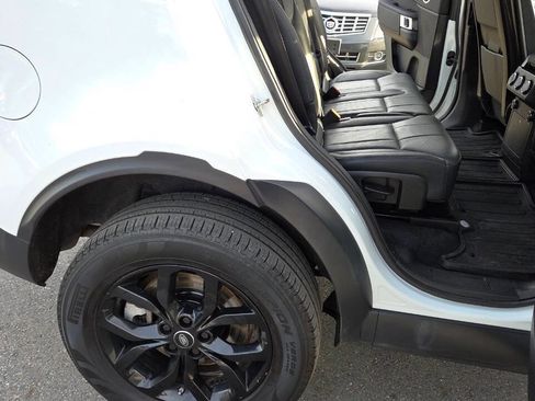 Used 2019 Land Rover Discovery SE AWD/4WD image 38