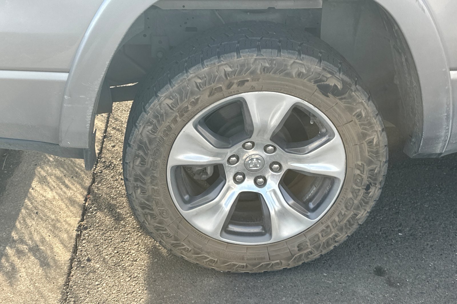 Used 2022 RAM 1500 Laramie AWD/4WD image 4