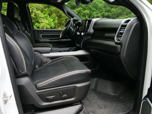 Used 2023 RAM 2500 Laramie AWD/4WD image 43