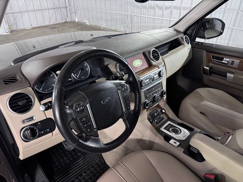 Used 2016 Land Rover LR4 HSE AWD/4WD image 24