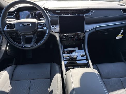 New 2025 Jeep Grand Cherokee L Overland w/ Advanced Protech Group III image 5