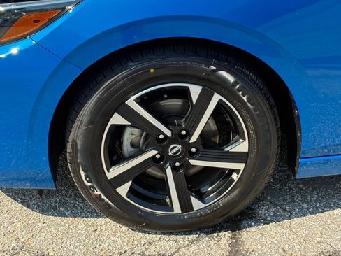 Used 2025 Nissan Sentra SV FWD image 24