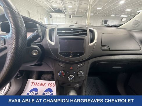 Used 2016 Chevrolet Trax LS AWD/4WD image 14