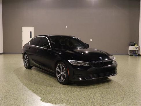 Used 2021 BMW 330i Sedan w/ Convenience Package RWD image 1
