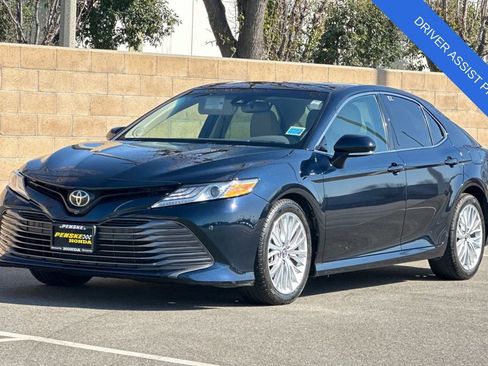 Used 2018 Toyota Camry XLE w/ Driver Assist Package image 8