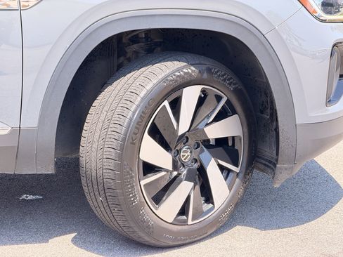 Used 2024 Volkswagen Atlas Cross Sport SEL AWD/4WD image 5